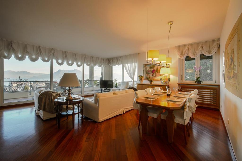 Sana Luxury Apartment Στρέσα Εξωτερικό φωτογραφία